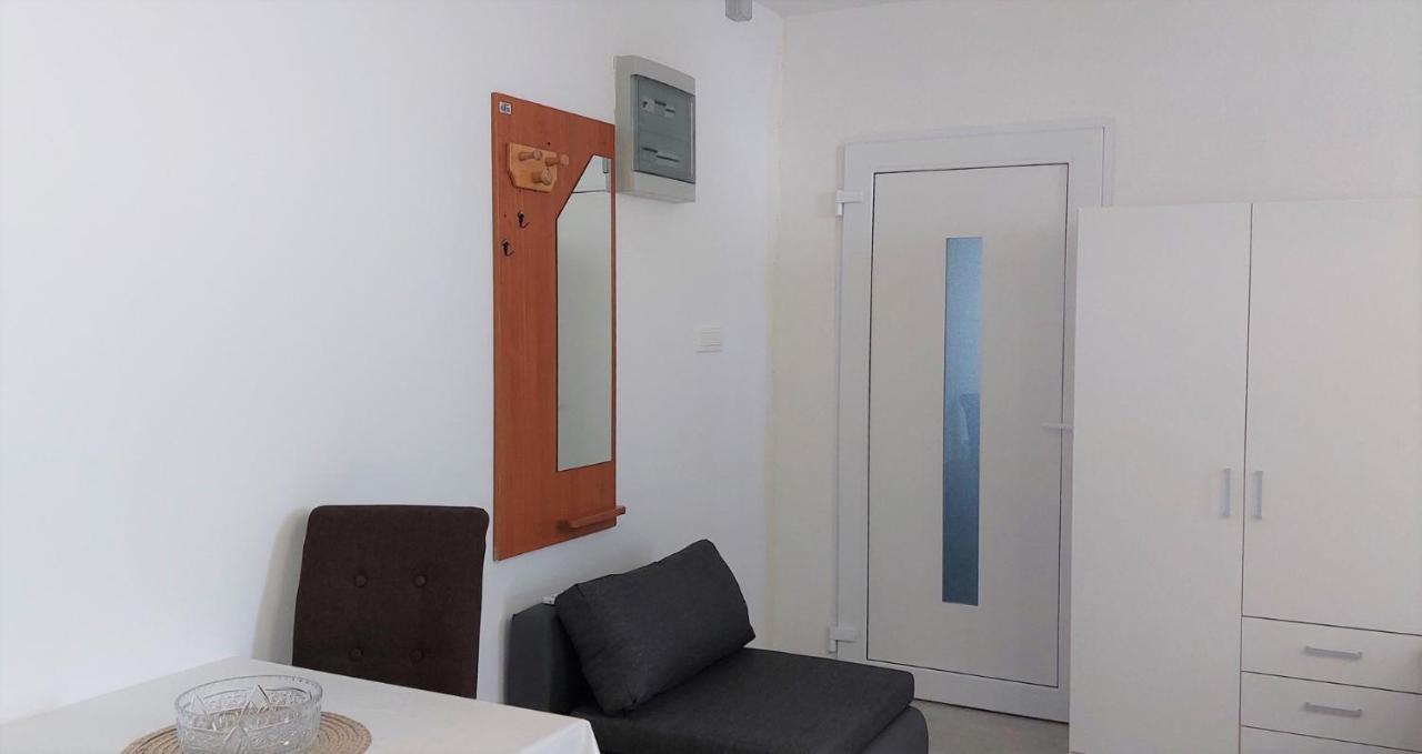 Amore House With Apartment ウマグ エクステリア 写真