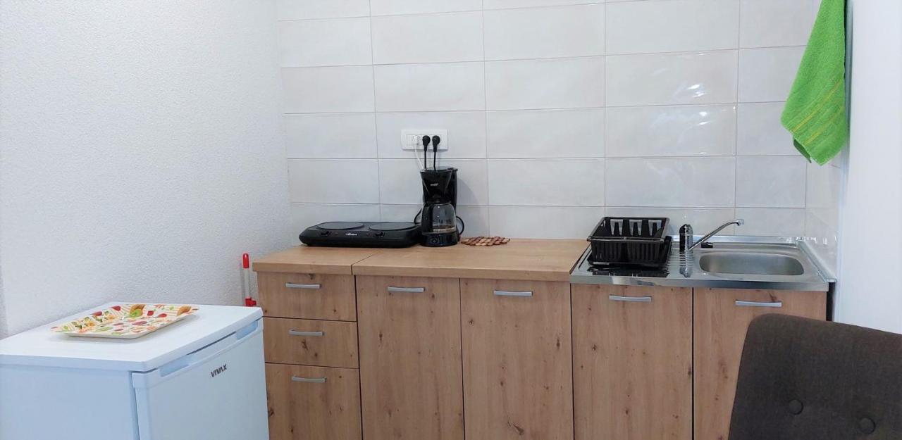 Amore House With Apartment ウマグ エクステリア 写真